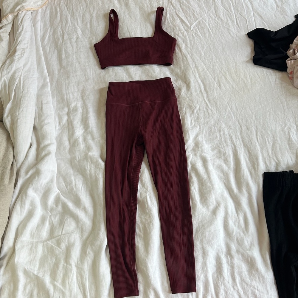 NEW SoulCycle Burgundy Ribbed Set - Picture 6 of 11